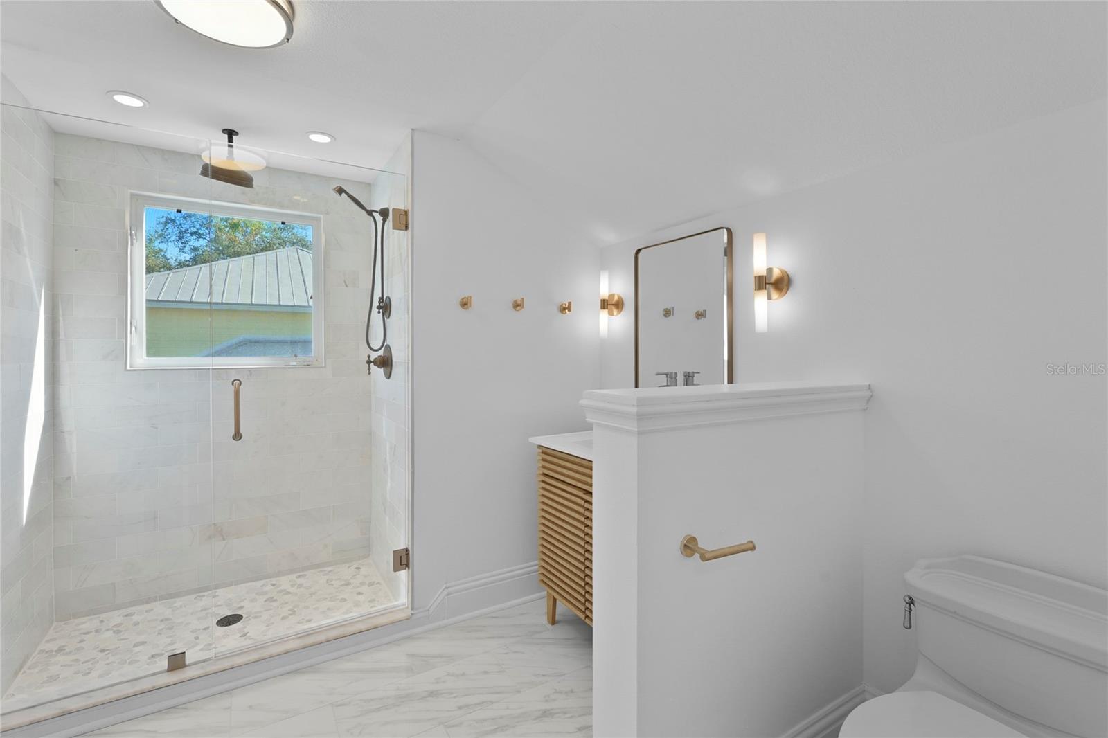 Image 59 of 98 For 1826 Boyce Street