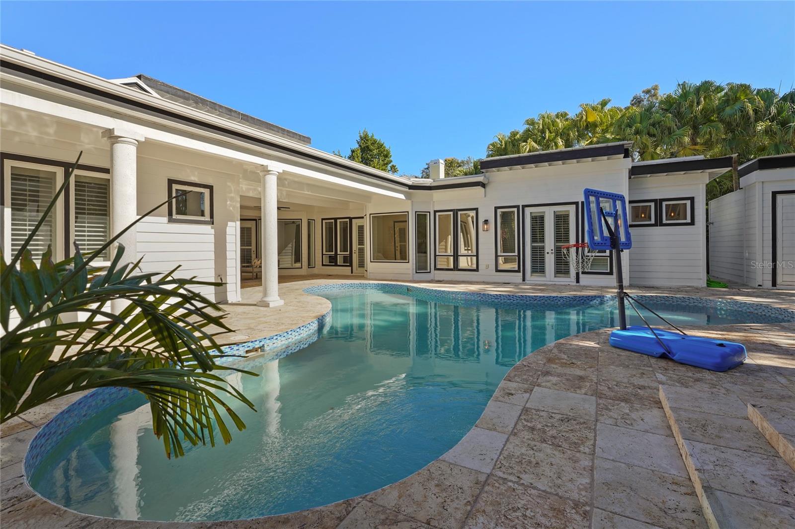 Image 84 of 98 For 1826 Boyce Street