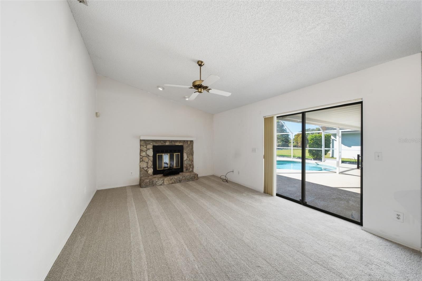 Image 26 of 46 For 12006 Littleberry Court