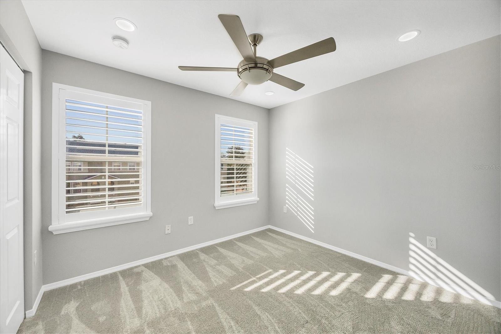 Image 15 of 40 For 8944 White Sage Loop 3204