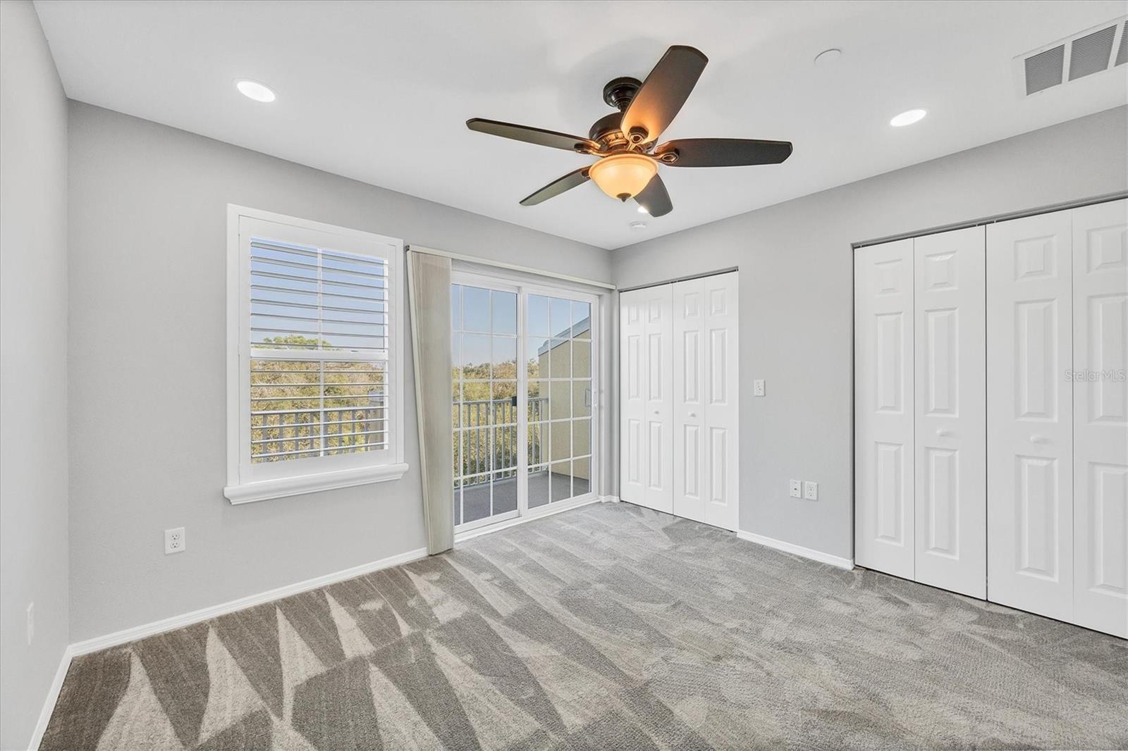 Image 19 of 40 For 8944 White Sage Loop 3204