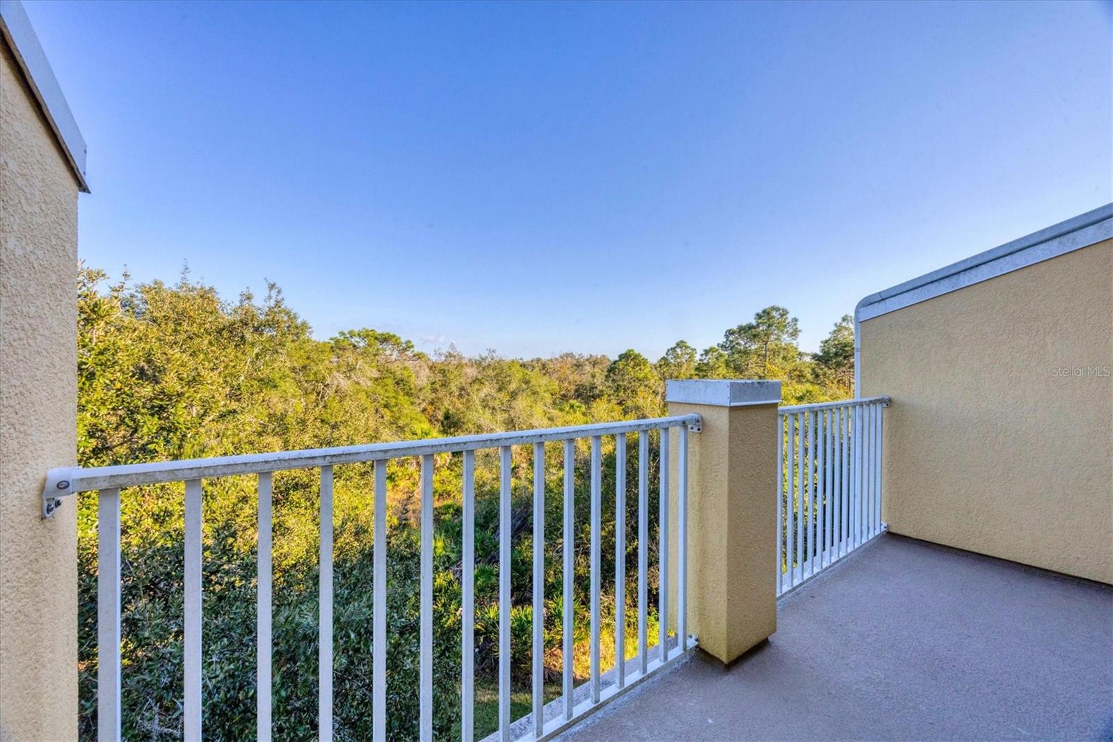 Image 27 of 40 For 8944 White Sage Loop 3204