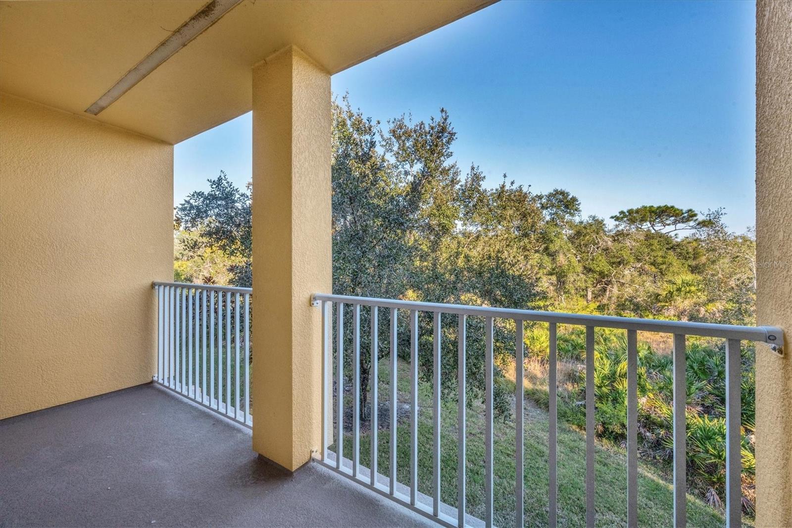 Image 30 of 40 For 8944 White Sage Loop 3204