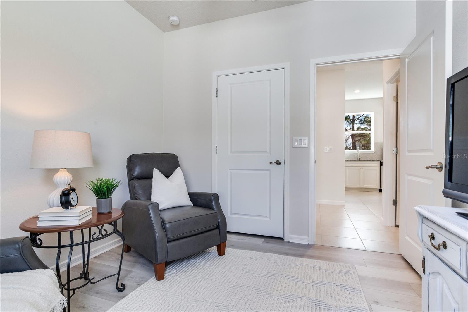 Image 24 of 75 For 19212 Iron Topsail Isle