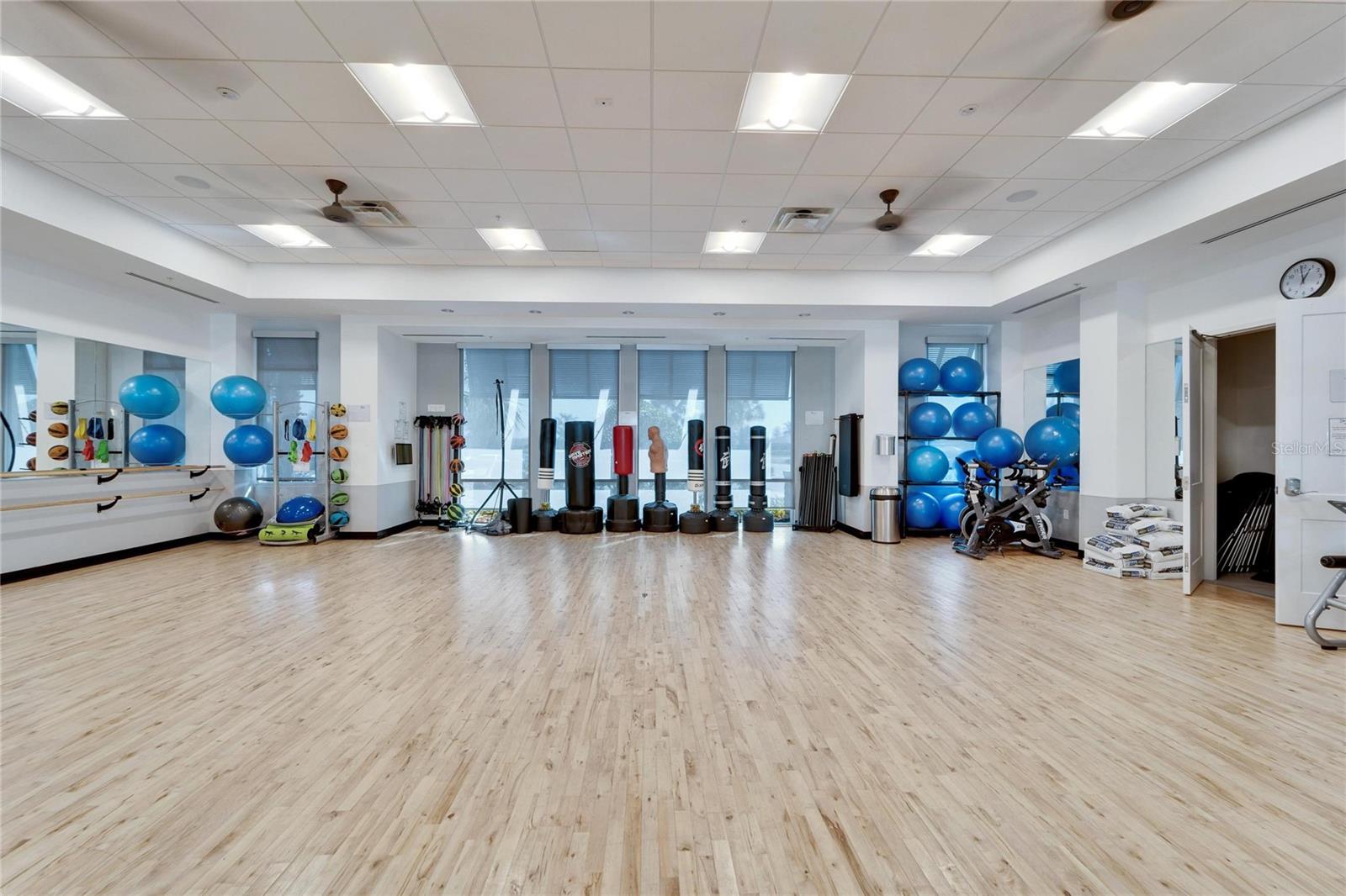 Image 66 of 75 For 19212 Iron Topsail Isle