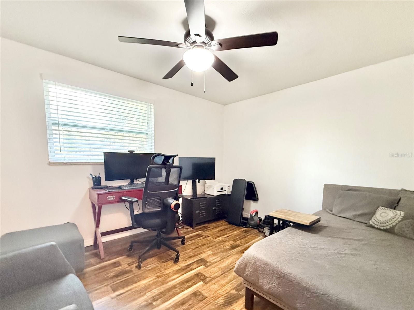 Image 35 of 60 For 1004 Lake Charles Circle