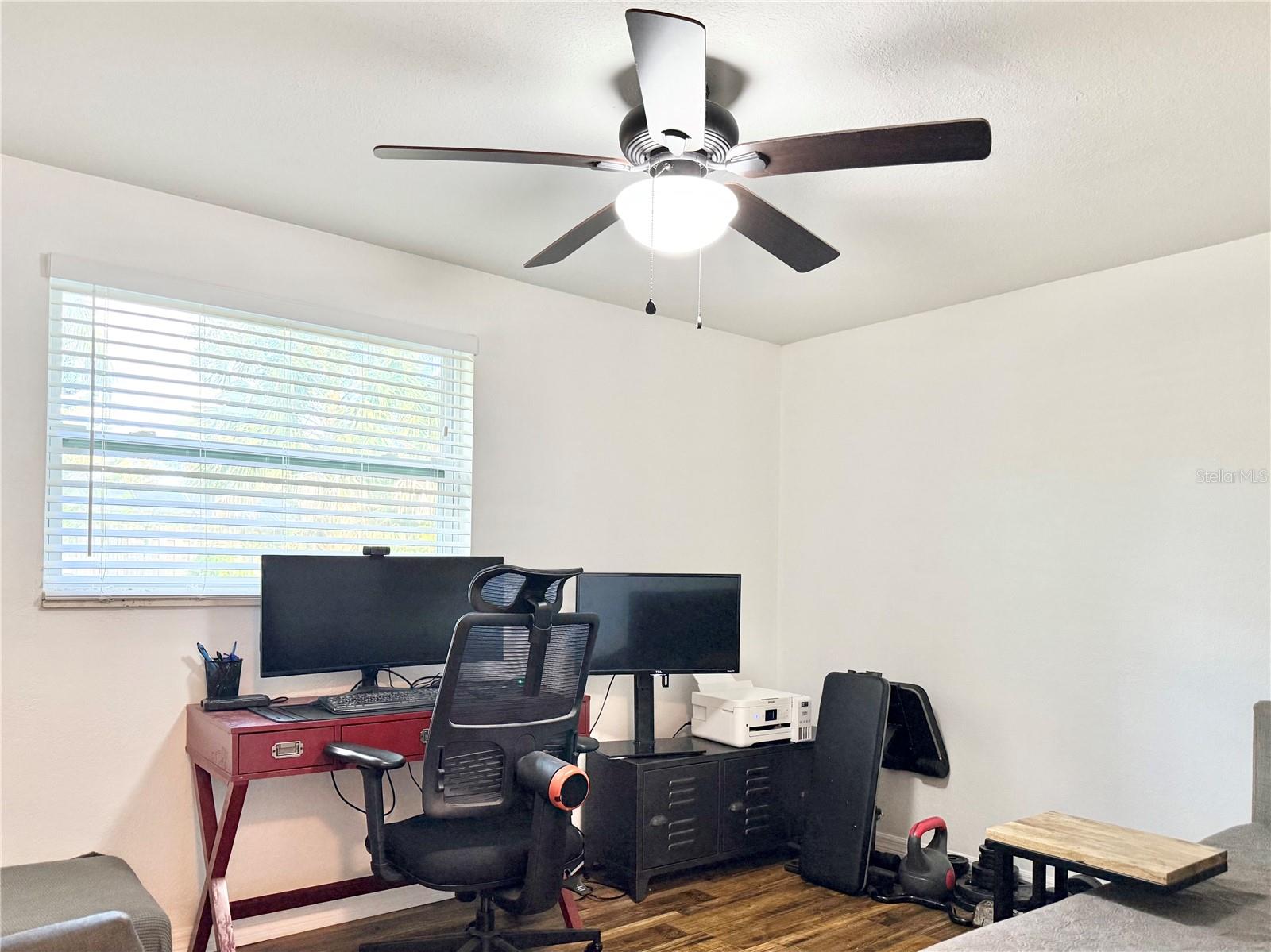 Image 36 of 60 For 1004 Lake Charles Circle