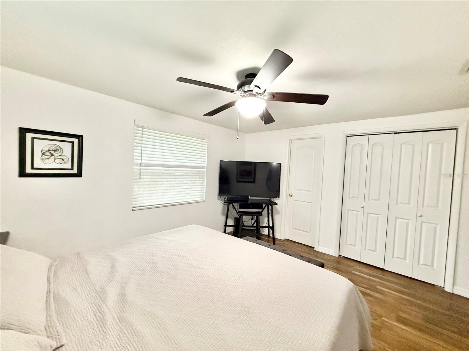 Image 42 of 60 For 1004 Lake Charles Circle