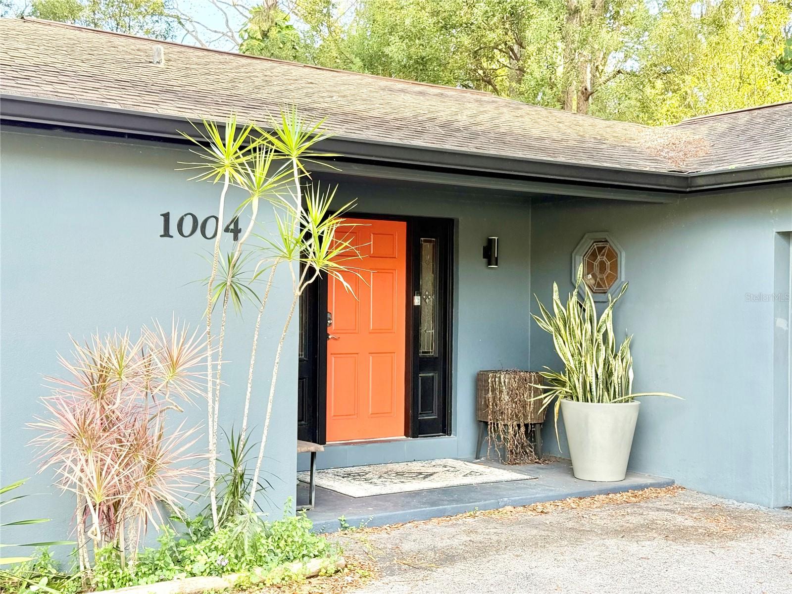 Image 5 of 60 For 1004 Lake Charles Circle