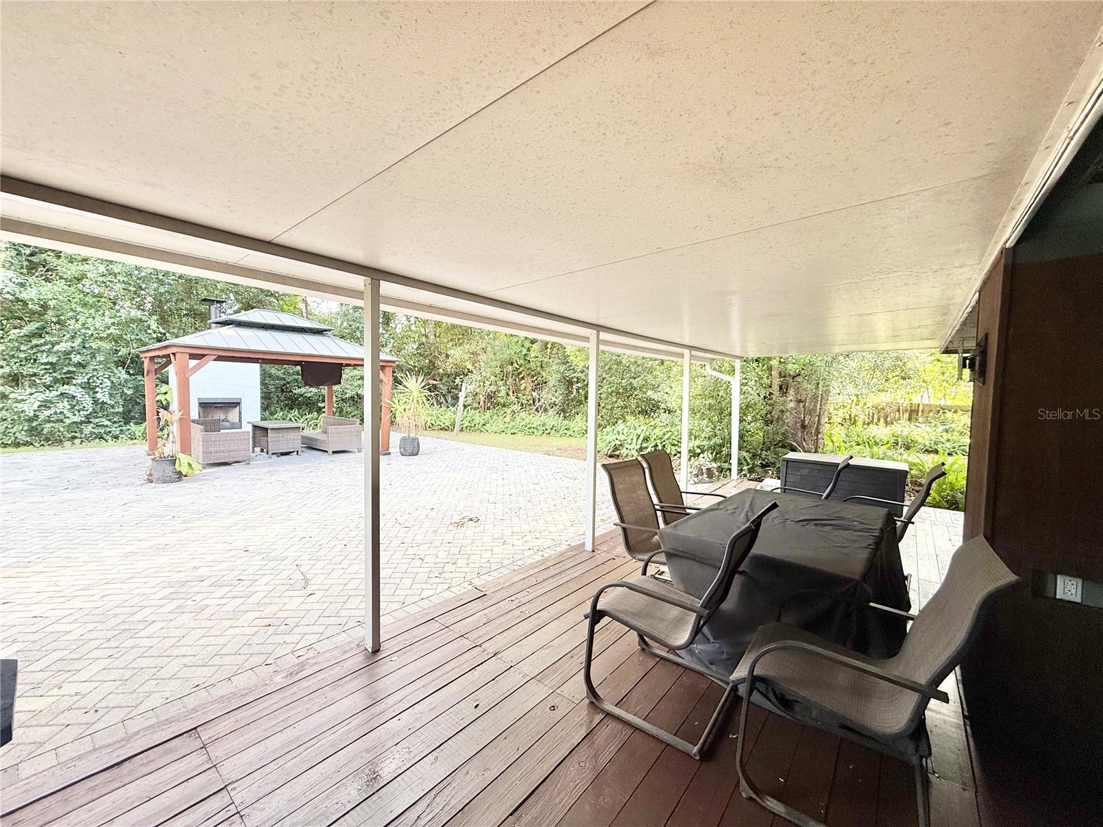 Image 52 of 60 For 1004 Lake Charles Circle