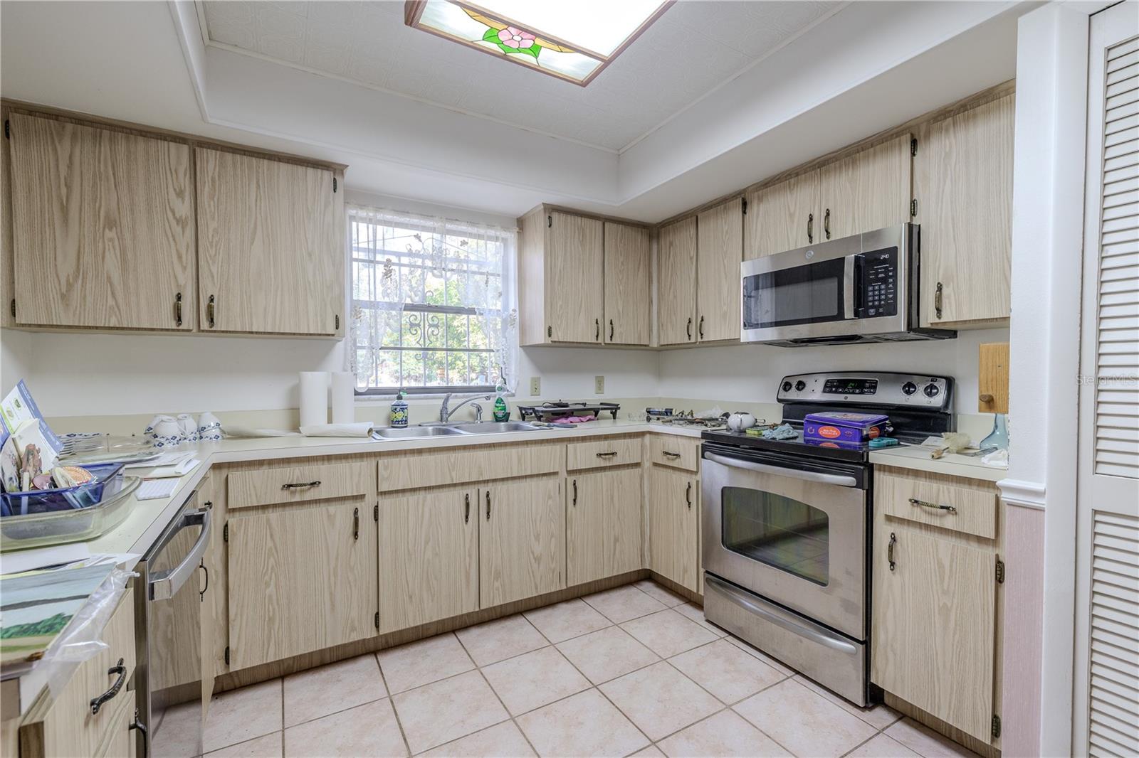 Image 12 of 40 For 6808 Seafairer Drive