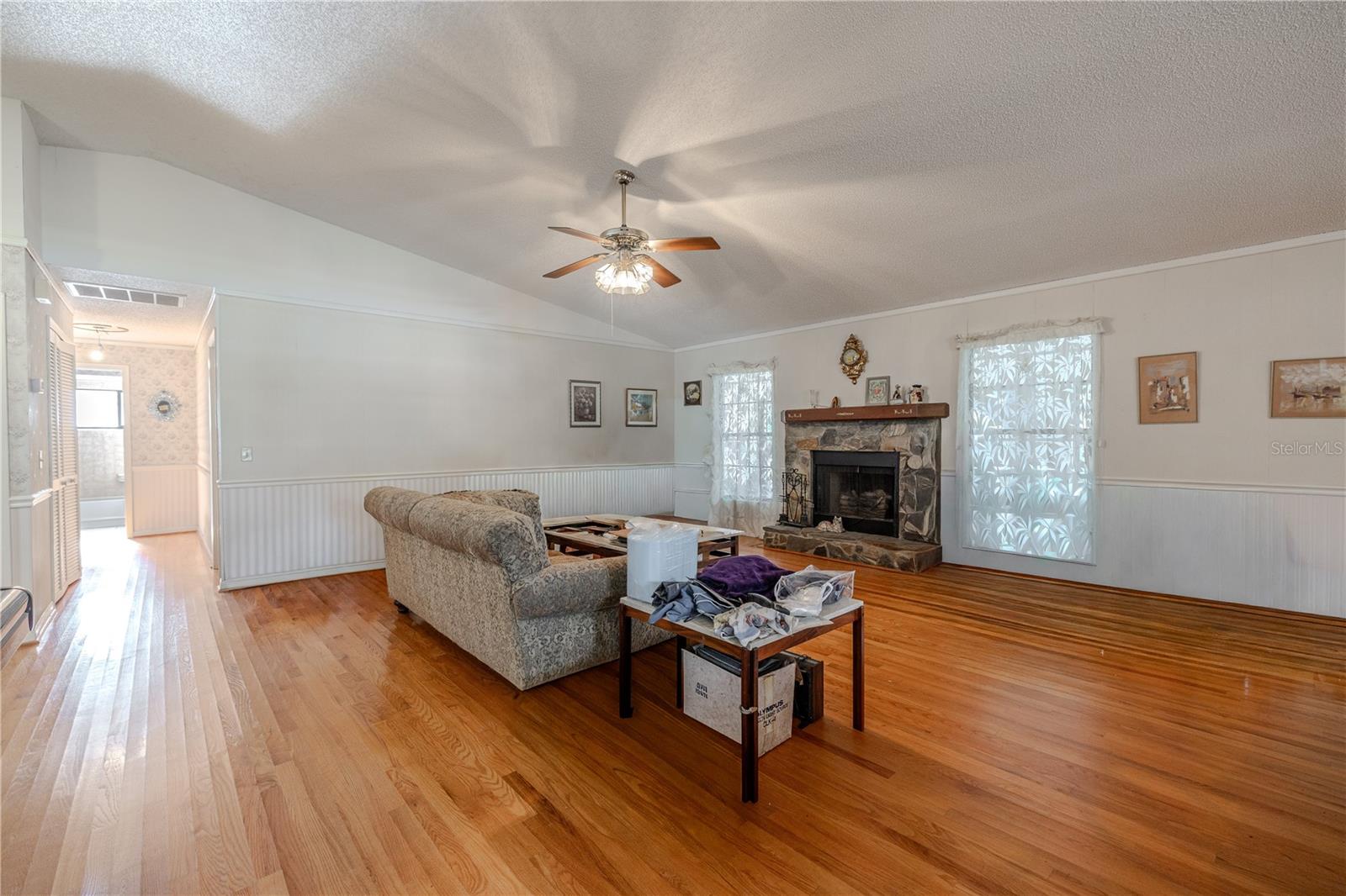 Image 15 of 40 For 6808 Seafairer Drive