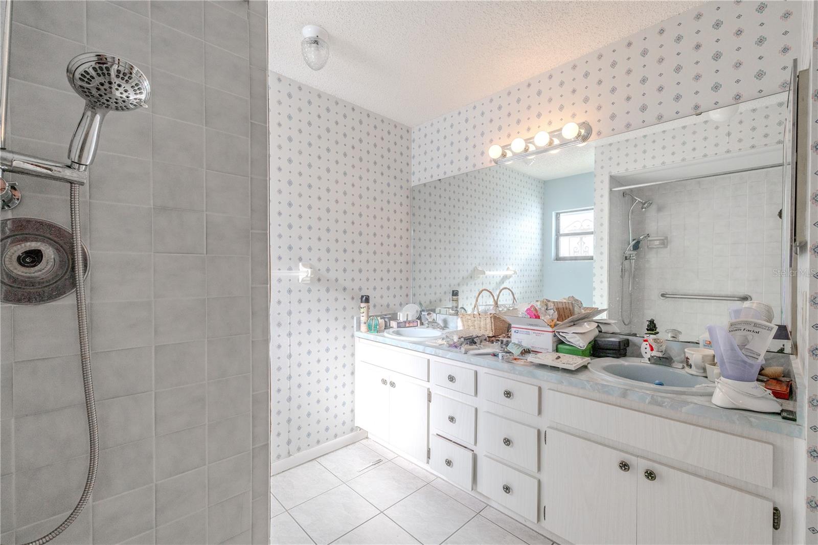 Image 23 of 40 For 6808 Seafairer Drive