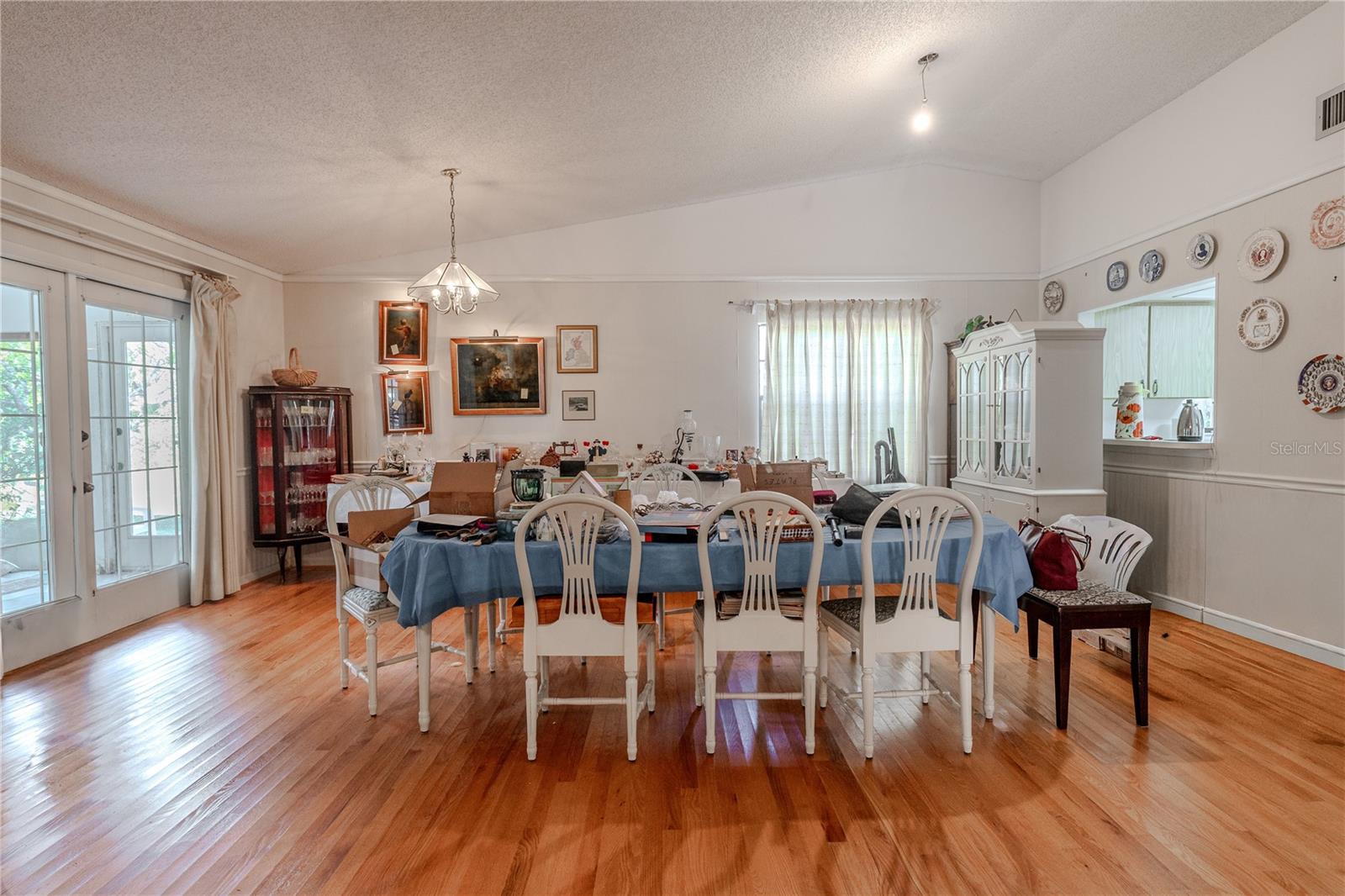 Image 9 of 40 For 6808 Seafairer Drive