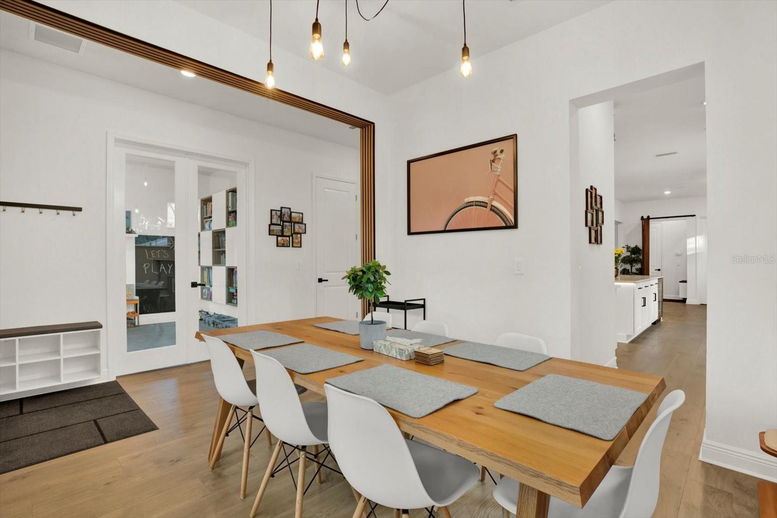 Image 13 of 57 For 139 42nd Avenue Ne