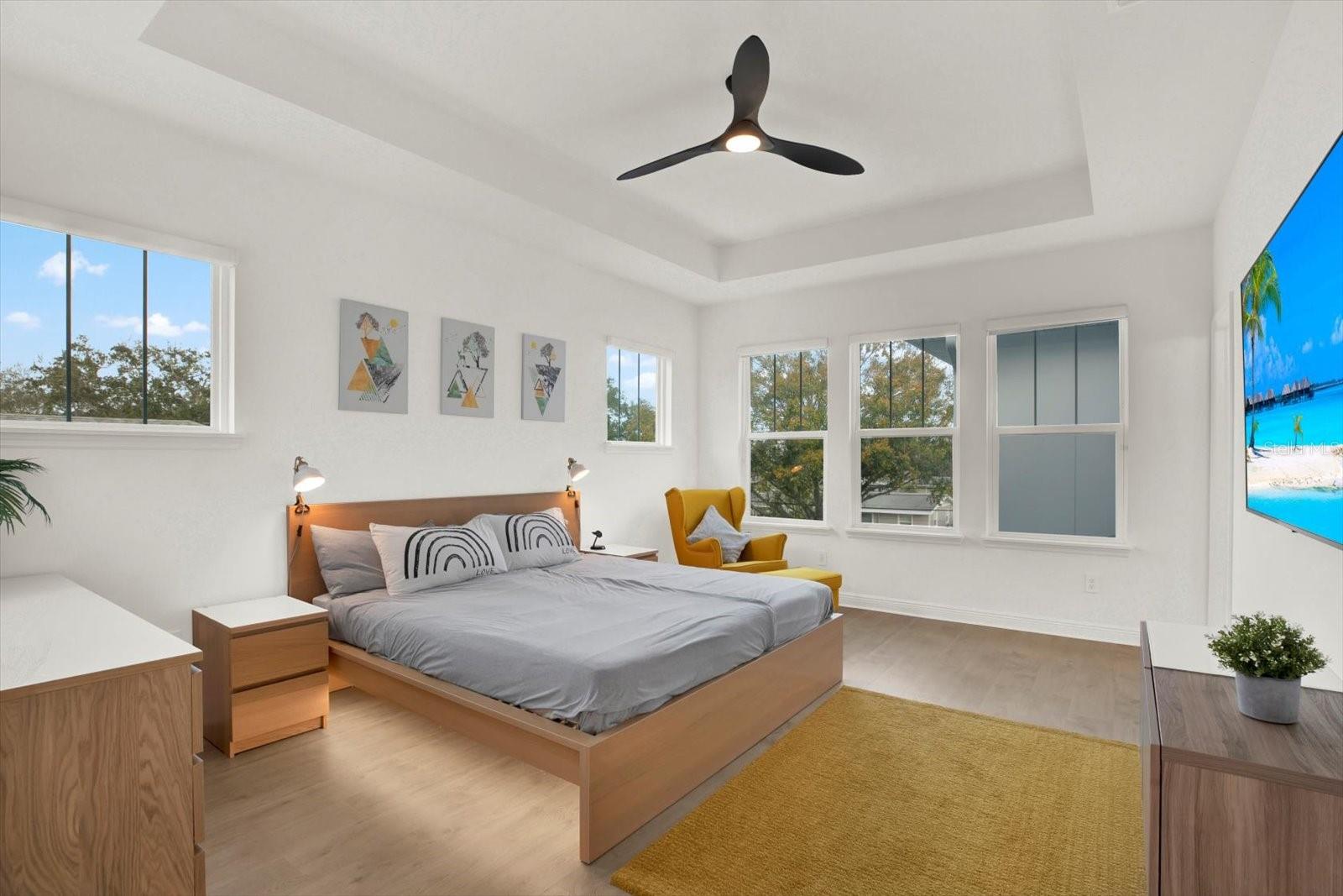 Image 25 of 57 For 139 42nd Avenue Ne