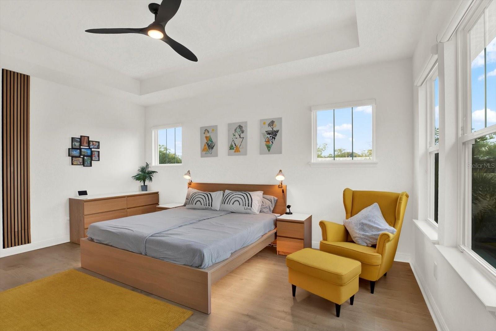 Image 26 of 57 For 139 42nd Avenue Ne