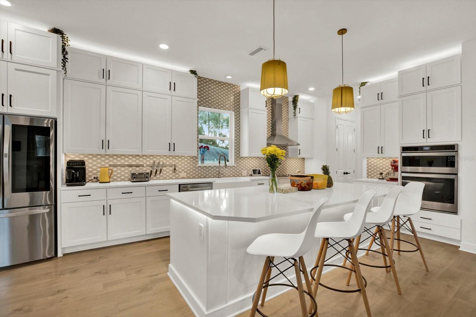 Image 6 of 57 For 139 42nd Avenue Ne