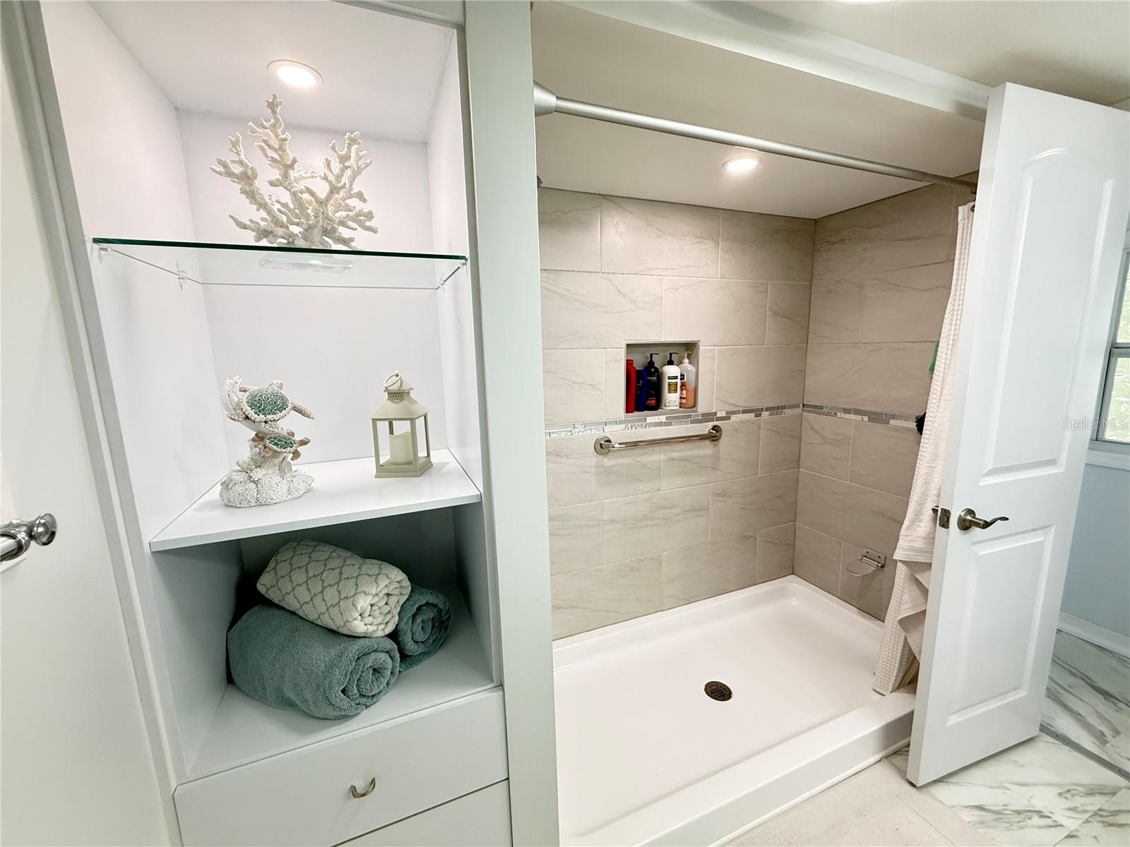 Image 10 of 25 For 7129 Mount Arlington Drive Ne 440