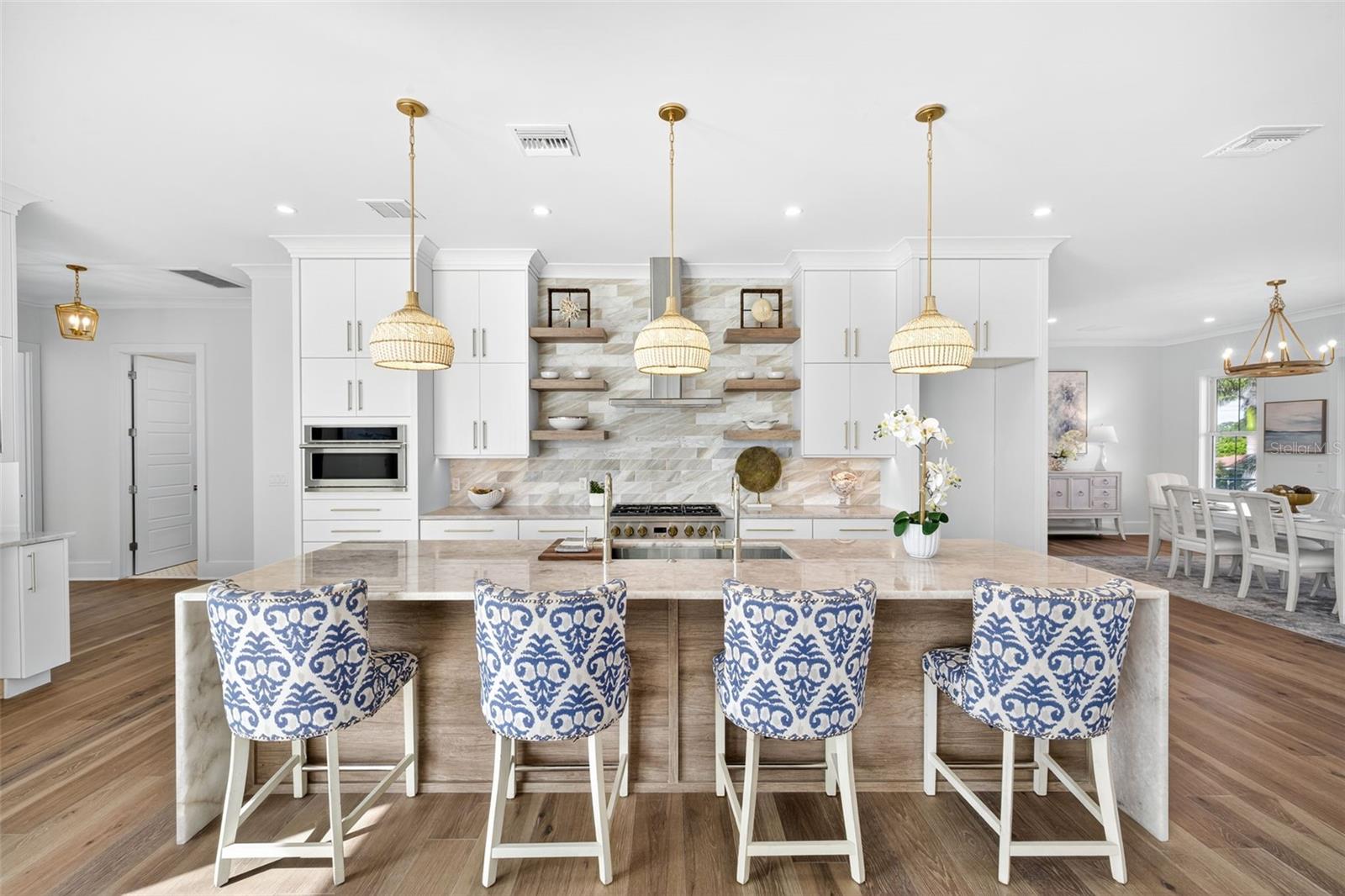 Image 13 of 63 For 2050 Hawaii Avenue Ne