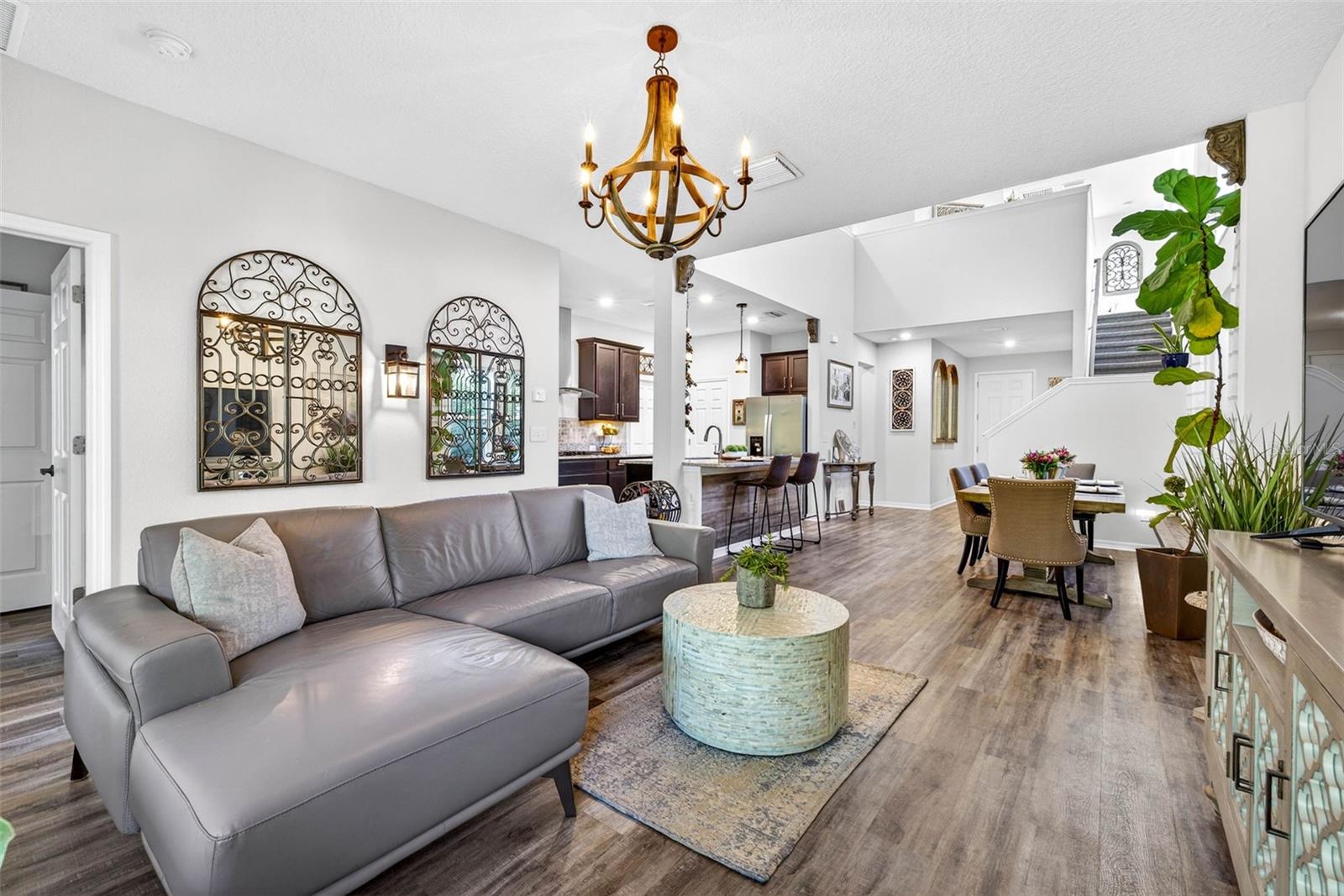 Image 22 of 83 For 5516 Silver Sun Drive