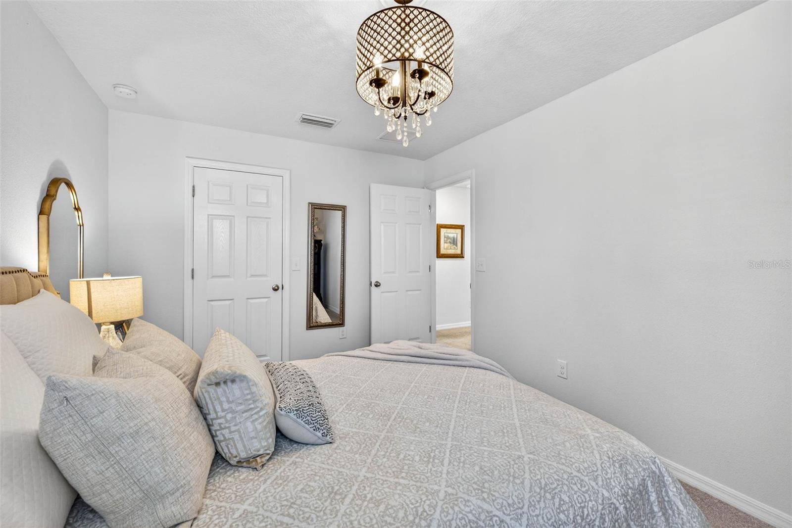 Image 43 of 83 For 5516 Silver Sun Drive