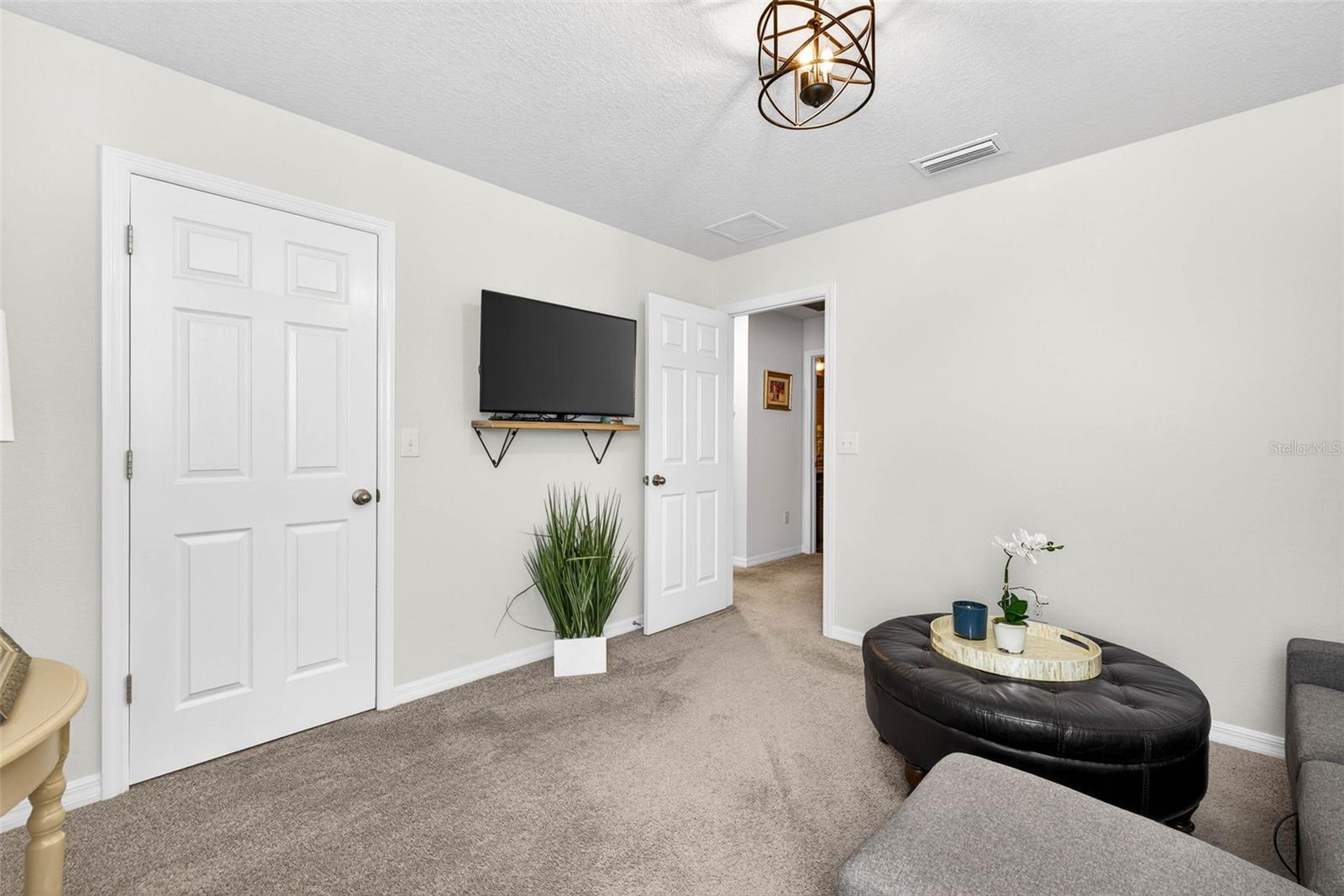 Image 45 of 83 For 5516 Silver Sun Drive