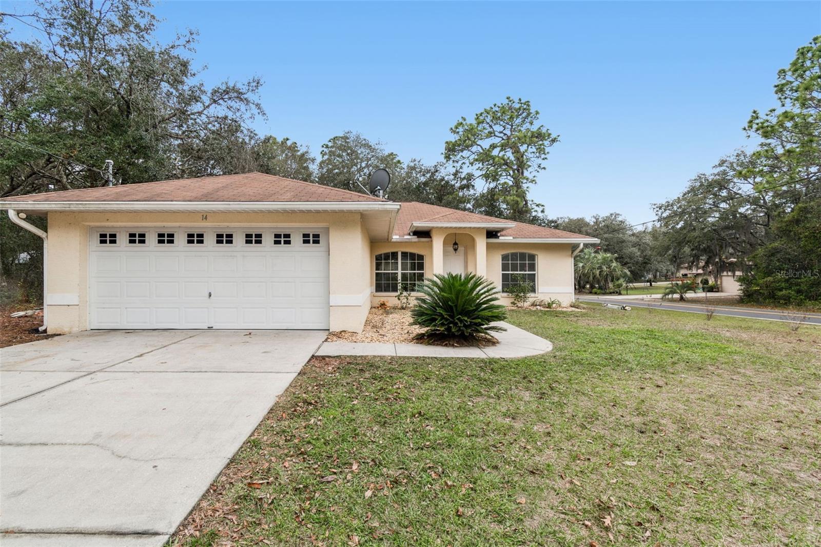 Image 2 of 25 For 14 Charles Avenue