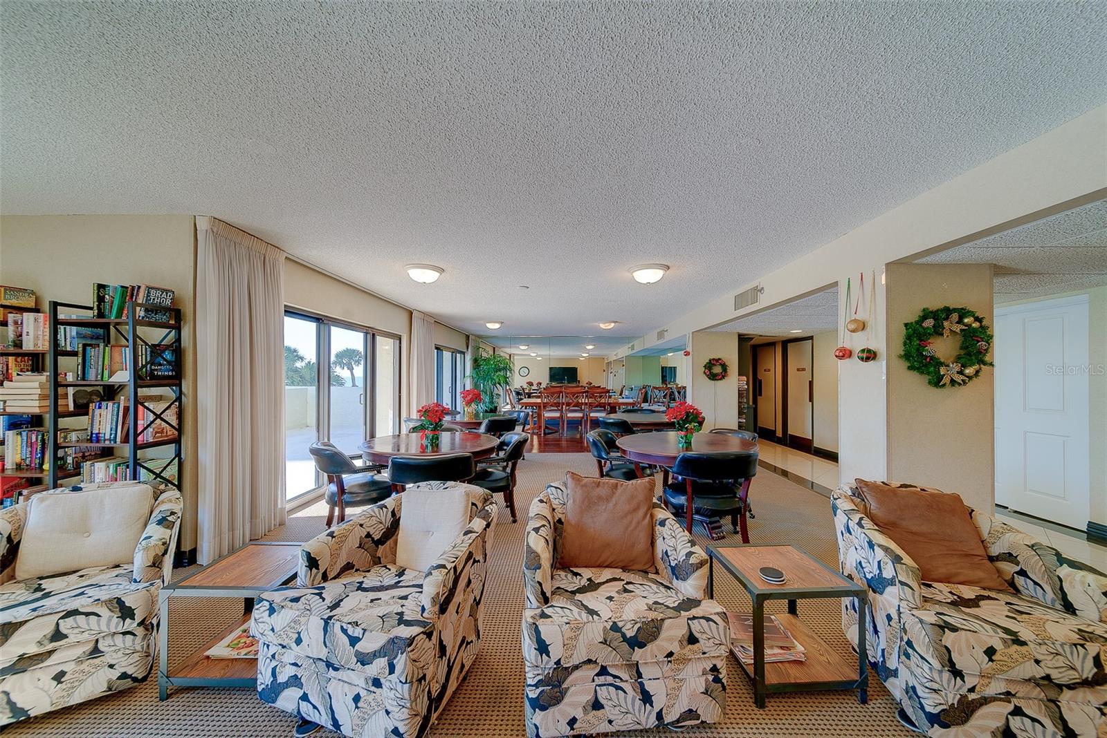 Image 48 of 68 For 1480 Gulf Boulevard 201