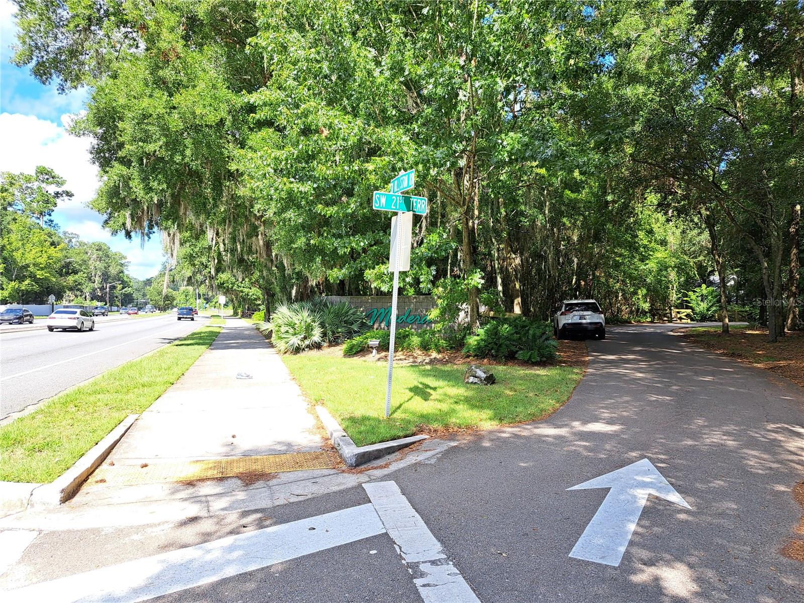 Image 3 of 6 For 2164 37th Court