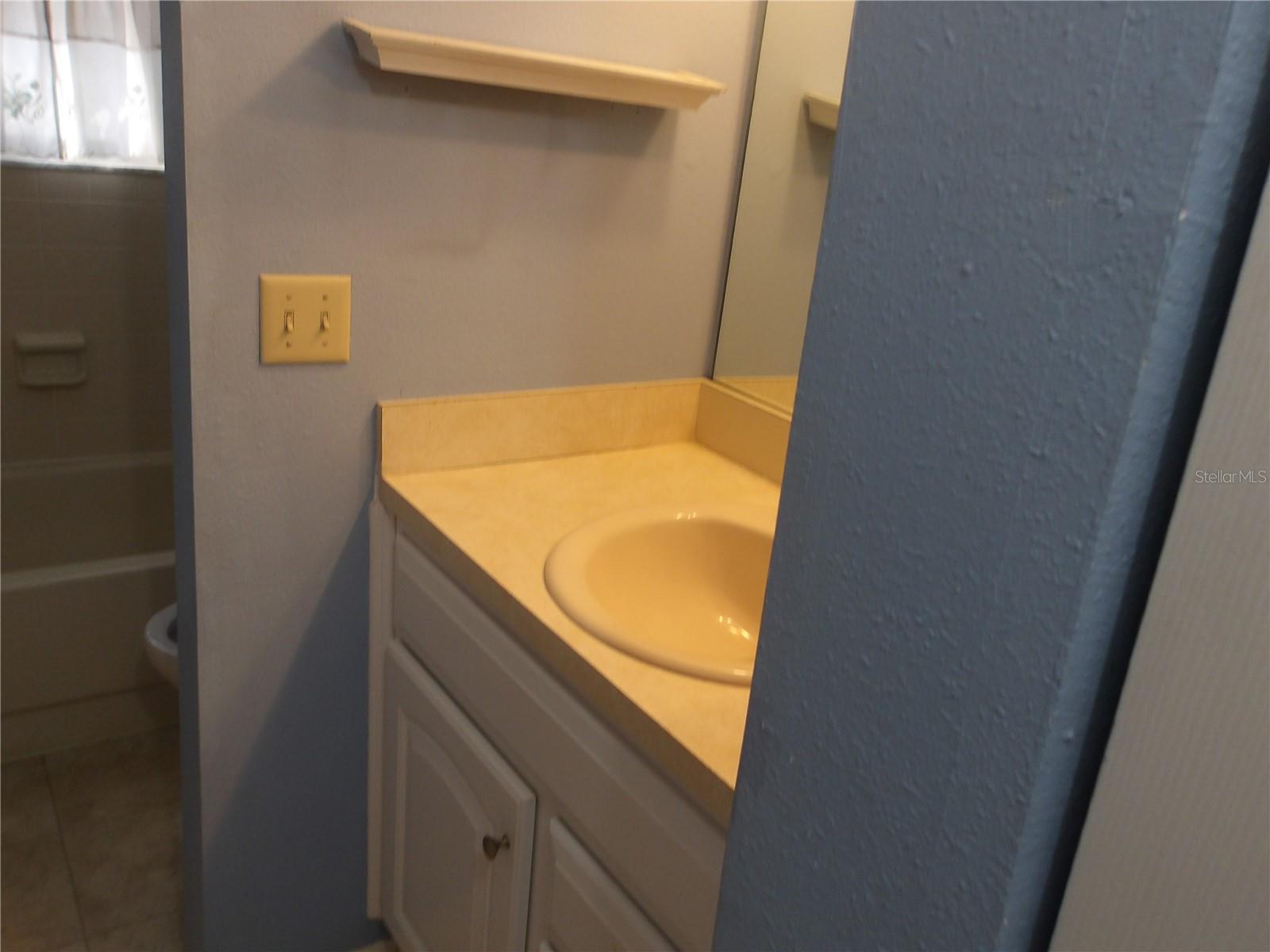 Image 26 of 41 For 4140 Passport Lane 101