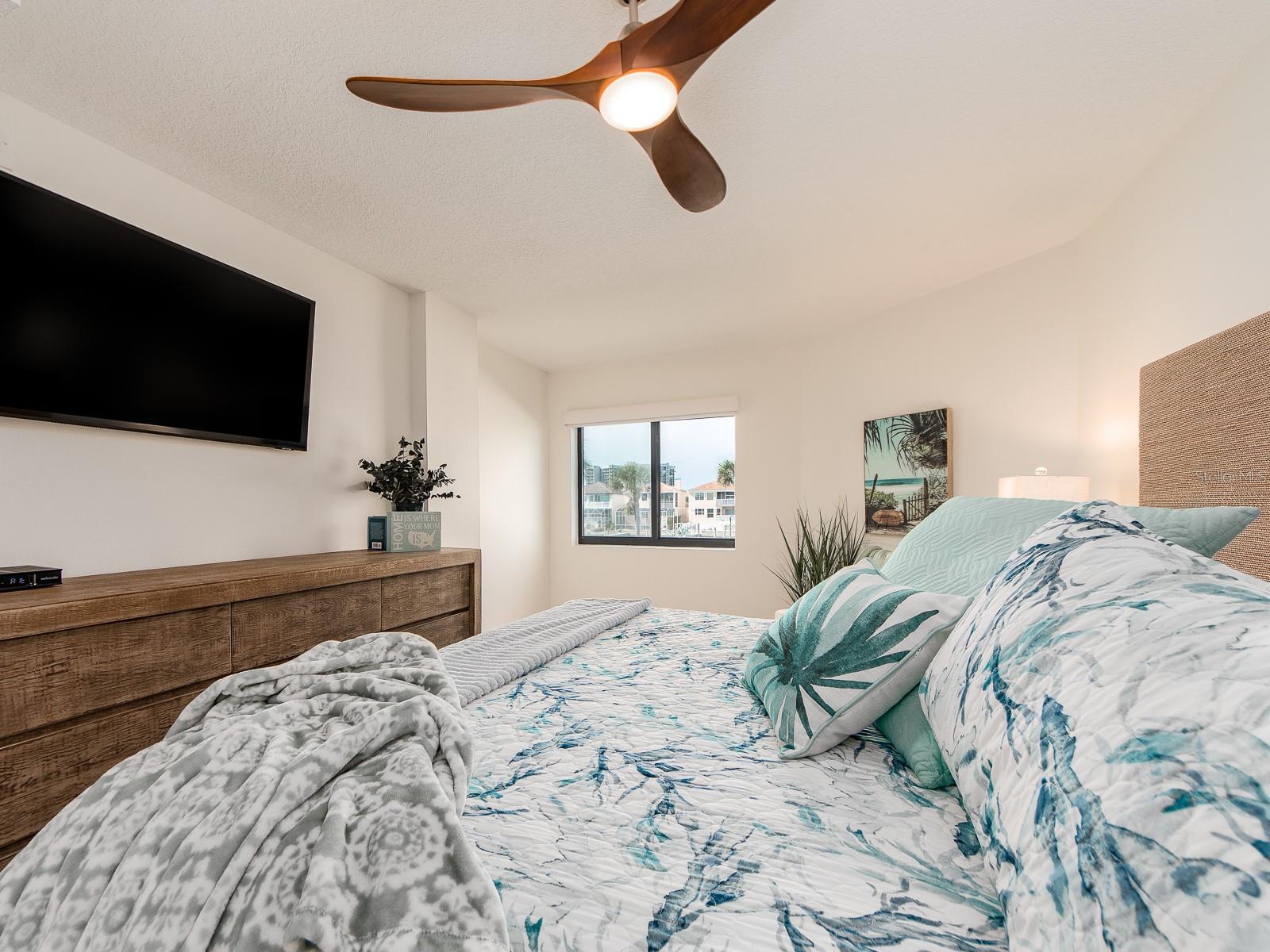 Image 18 of 43 For 240 Sand Key Estates Drive 216