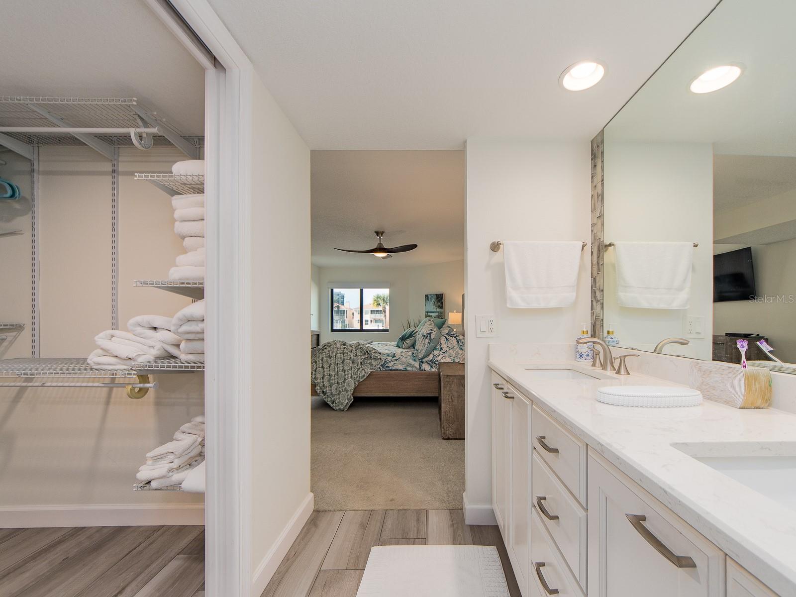 Image 22 of 43 For 240 Sand Key Estates Drive 216