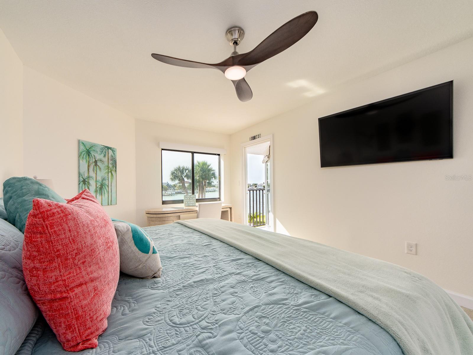 Image 27 of 43 For 240 Sand Key Estates Drive 216