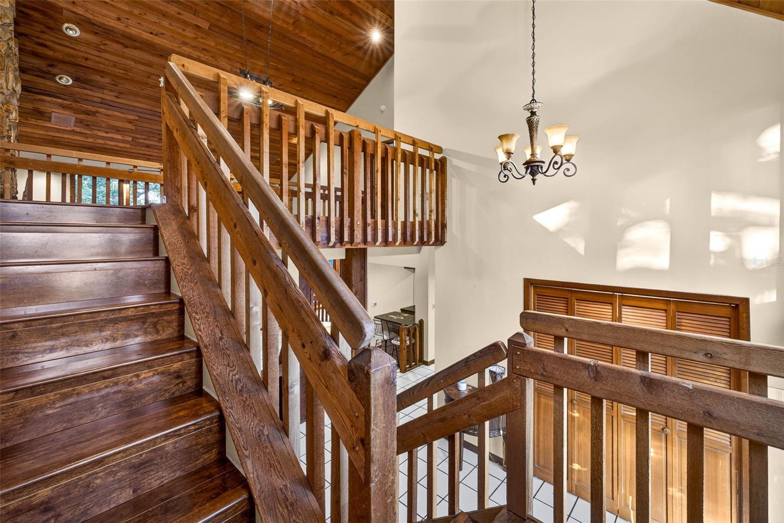 Listing photo id 9 for 6410 112th Avenue