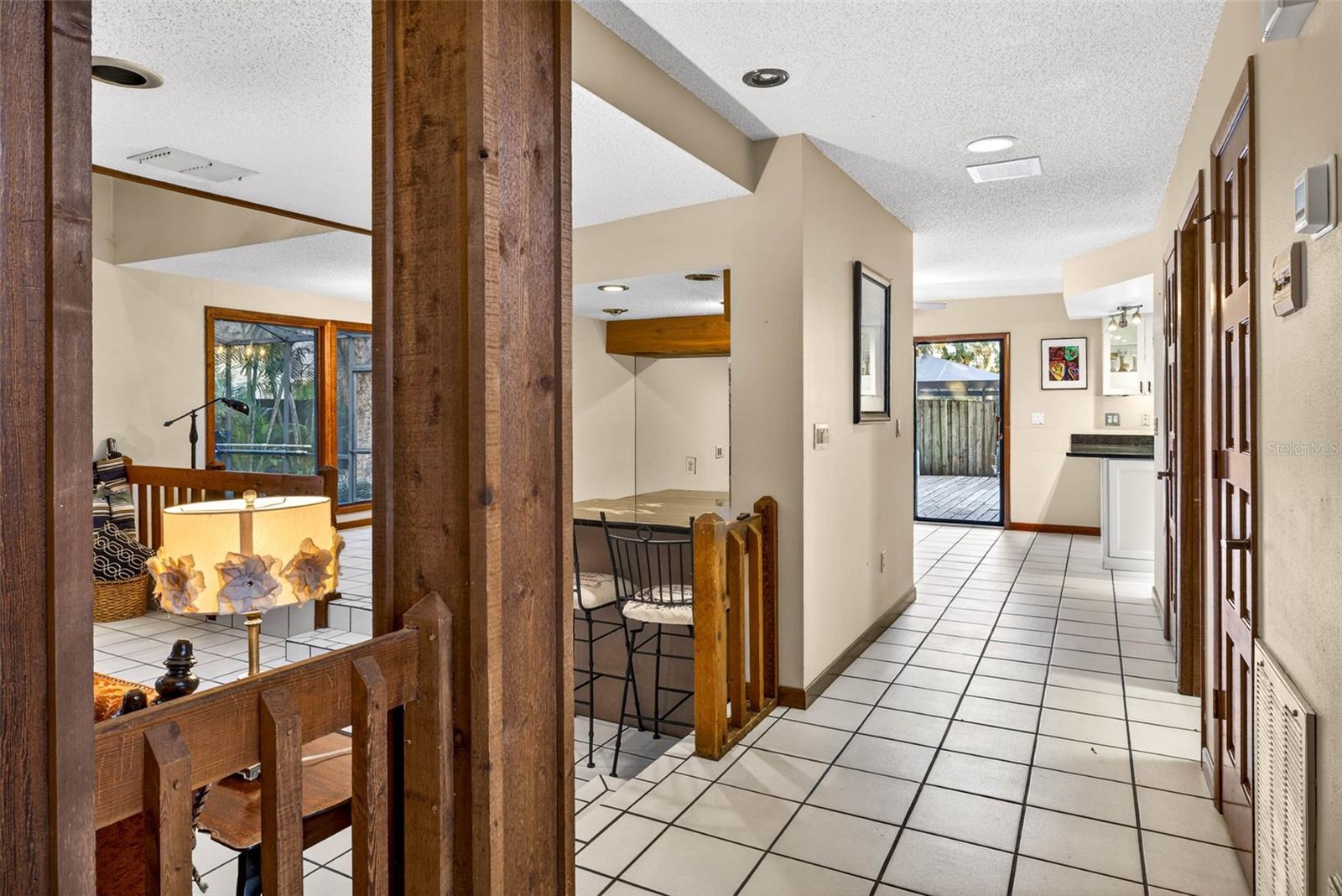 Listing photo id 32 for 6410 112th Avenue