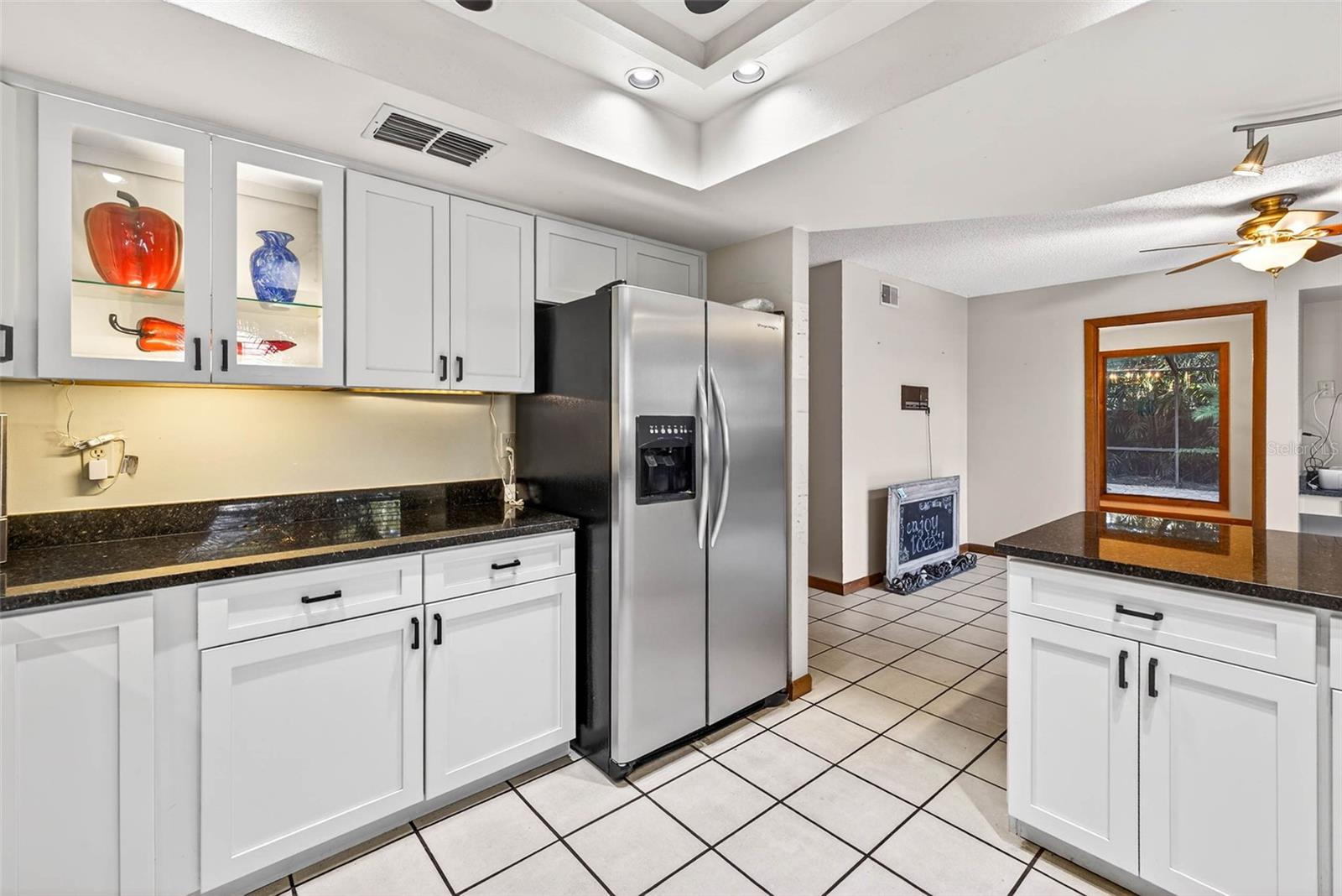 Listing photo id 49 for 6410 112th Avenue