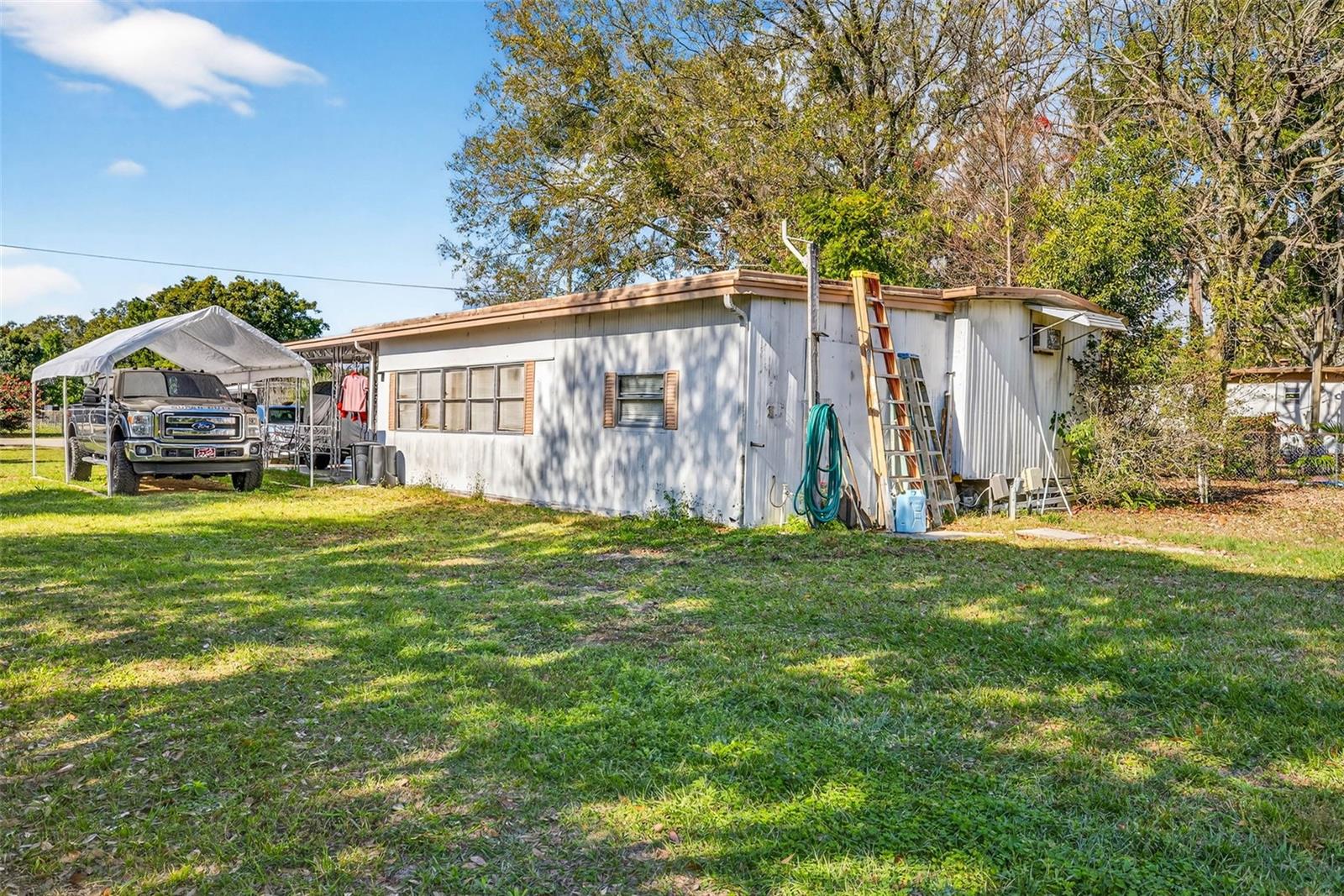 Image 18 of 38 For 5548 Bruce Lane