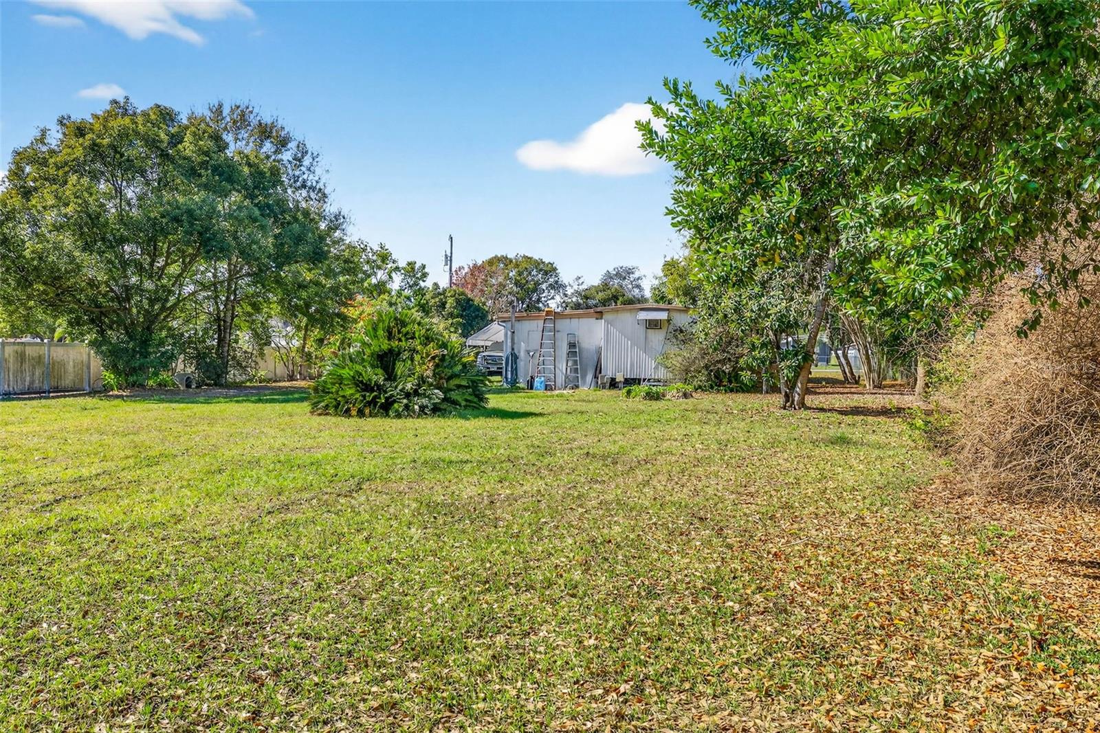 Image 21 of 38 For 5548 Bruce Lane