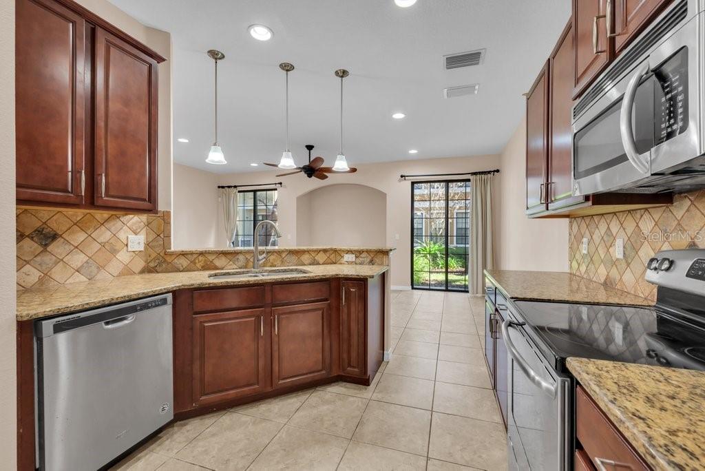 Image 12 of 27 For 5722 Kinglethill Drive