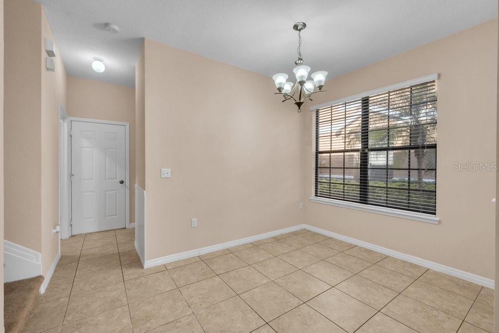 Image 13 of 27 For 5722 Kinglethill Drive