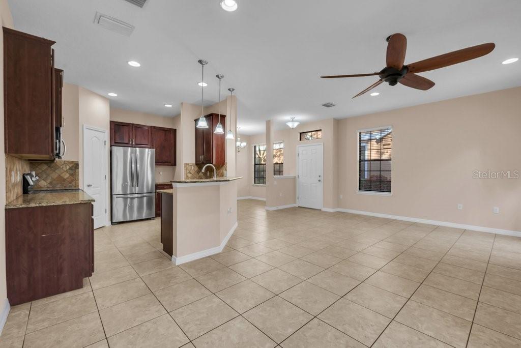 Image 8 of 27 For 5722 Kinglethill Drive