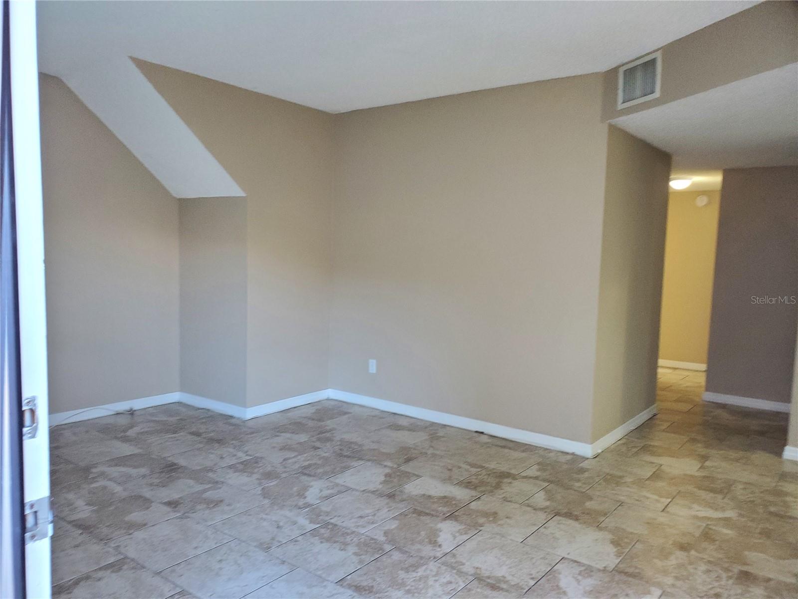 Image 8 of 78 For 4115 32nd Street N B