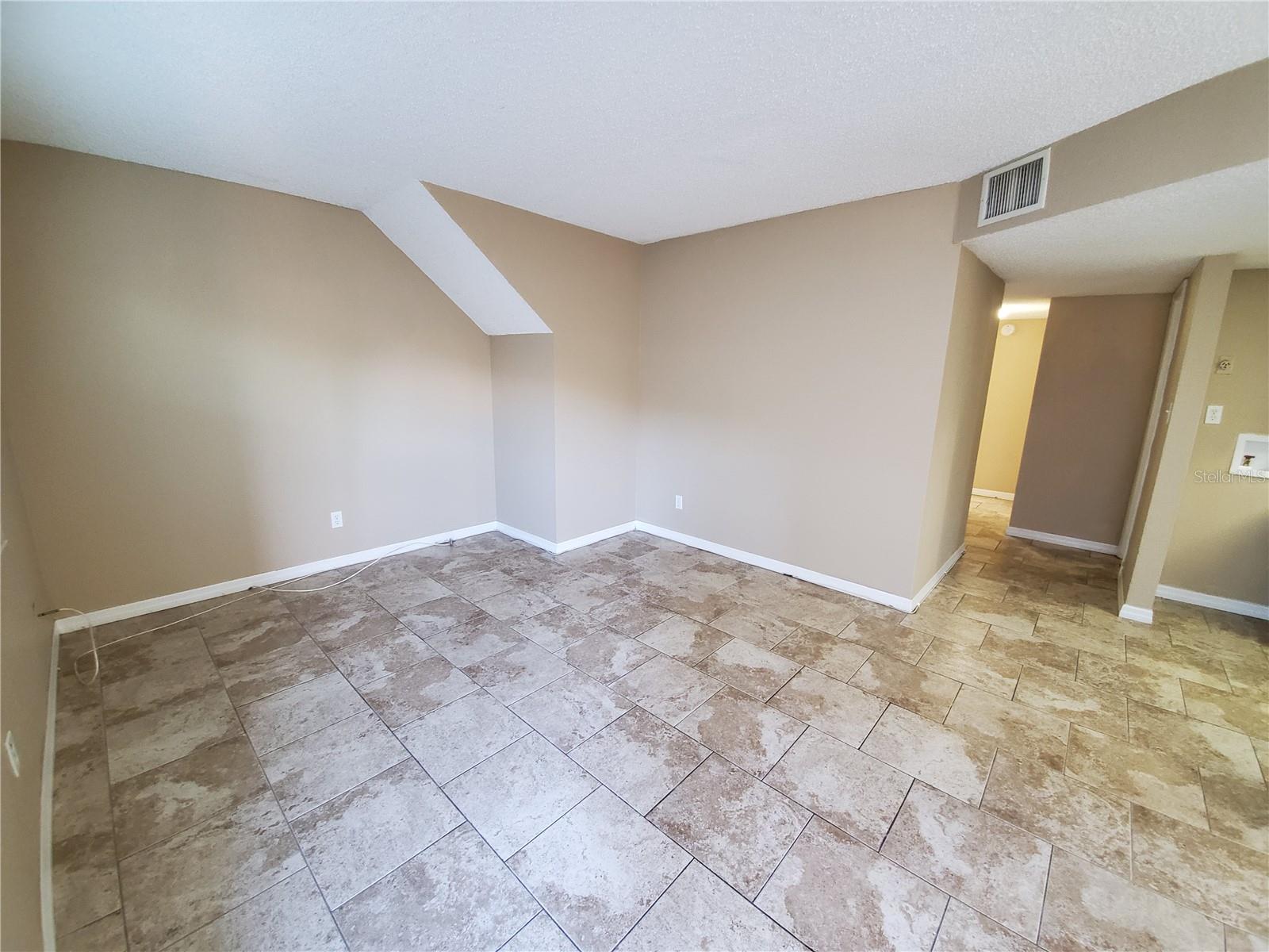 Image 9 of 78 For 4115 32nd Street N B