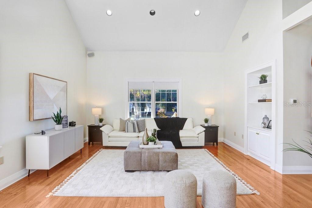 Image 12 of 51 For 3821 San Juan Street