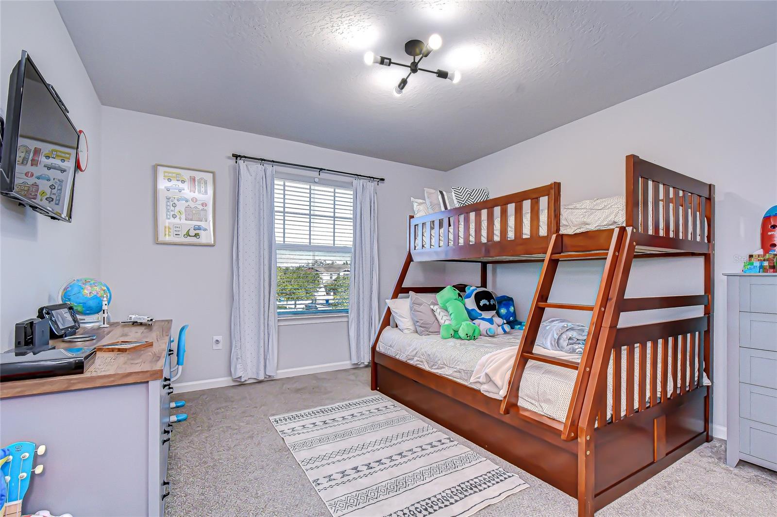 Image 25 of 44 For 11724 Wrought Pine Loop