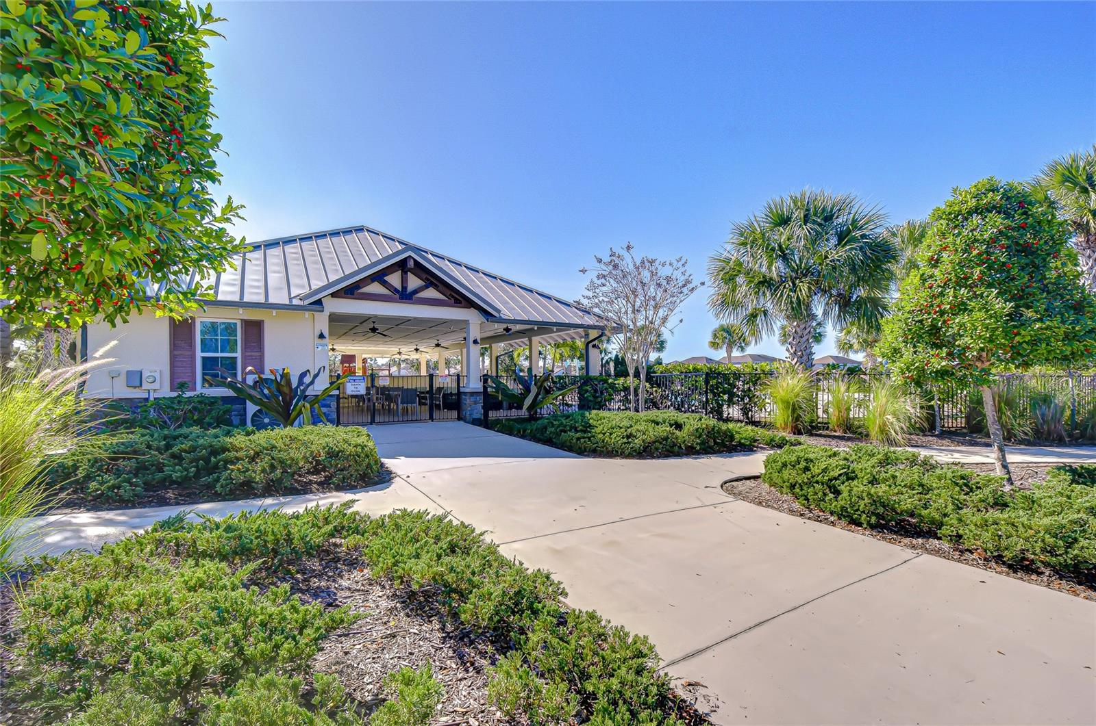 Image 39 of 44 For 11724 Wrought Pine Loop