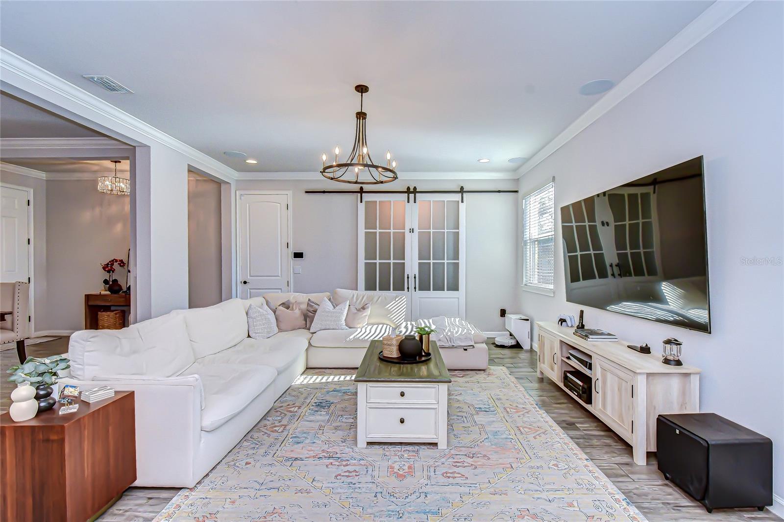 Image 9 of 44 For 11724 Wrought Pine Loop