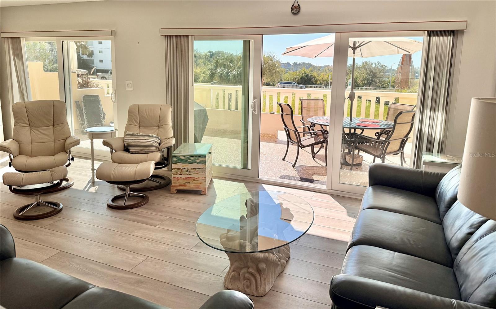 Image 2 of 22 For 100 Bluff View Drive 105c