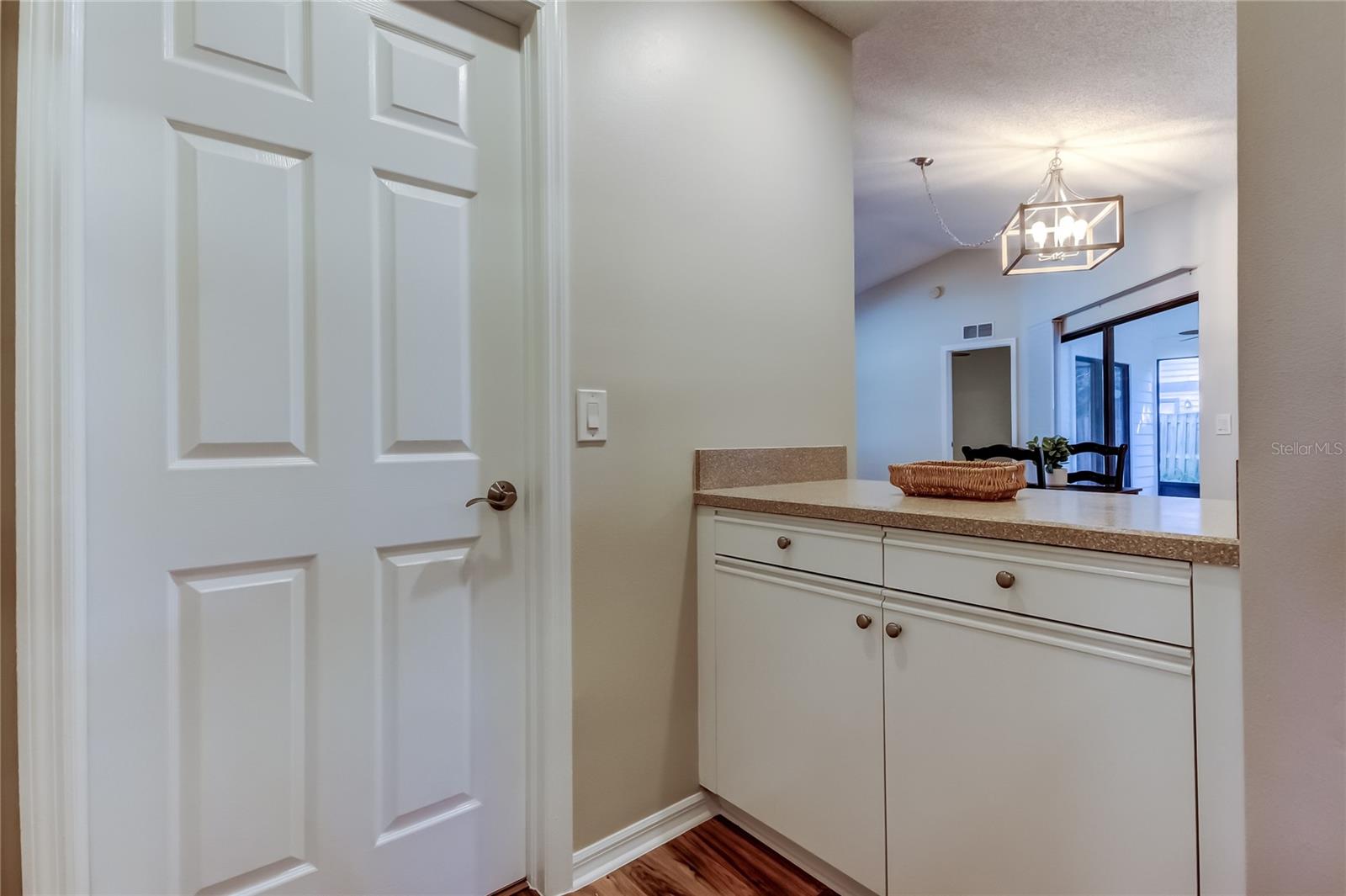 Image 16 of 82 For 3570 Rolling Trail